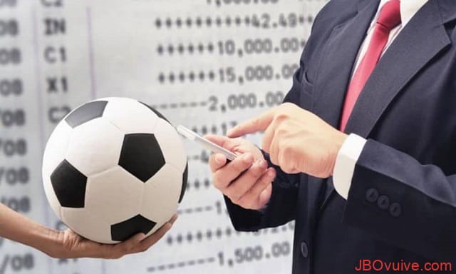 Tỷ lệ âm trong cá cược bóng đá JBO